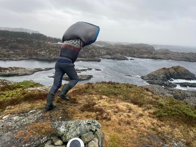 <p>Hold on to your hats (and coats) on the windy coast of Norway </p>