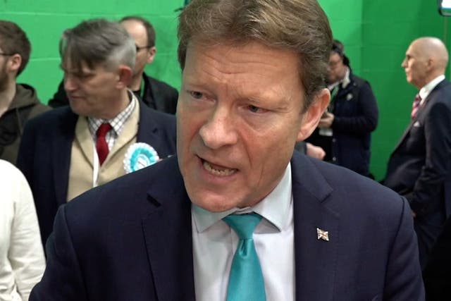<p>Reform UK leader Richard Tice claims Rochdale by-election candidate subjected to death threats.</p>