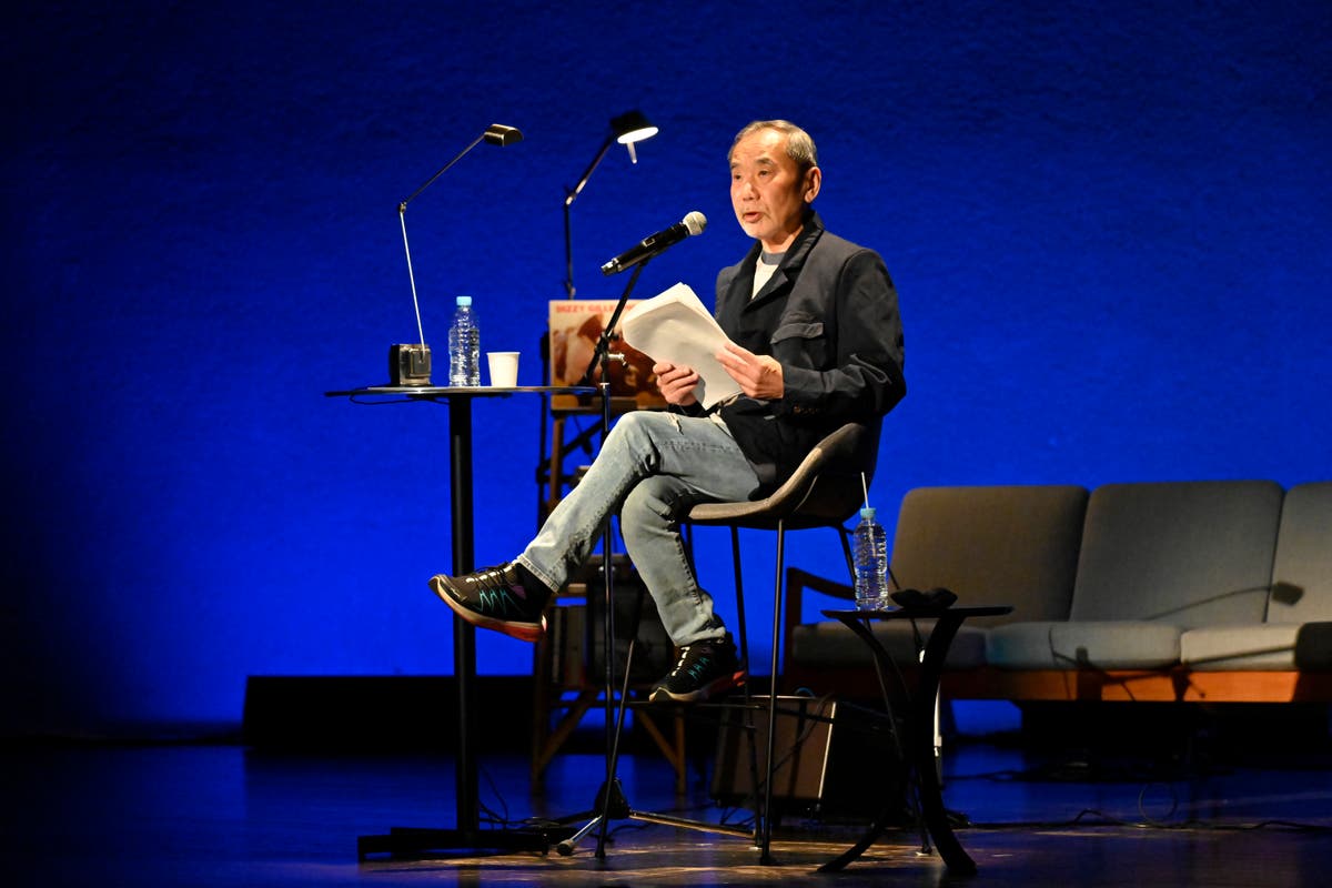 Haruki Murakami unveils his new short story at a Tokyo literary event