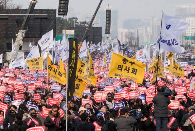 <p>Doctors stage a rally against the government’s medical policy in Seoul, South Korea, Sunday, 3 March 2024. - Thousands of senior doctors rallied in Seoul on Sunday to express their support for junior doctors who have been on strike for nearly two weeks over a government plan to sharply increase the number of medical school admissions</p>