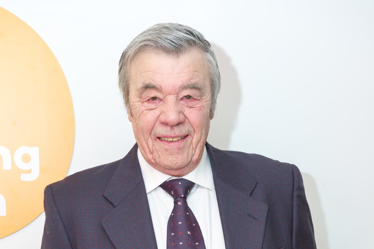 Bullseye star Tony Green dies aged 85