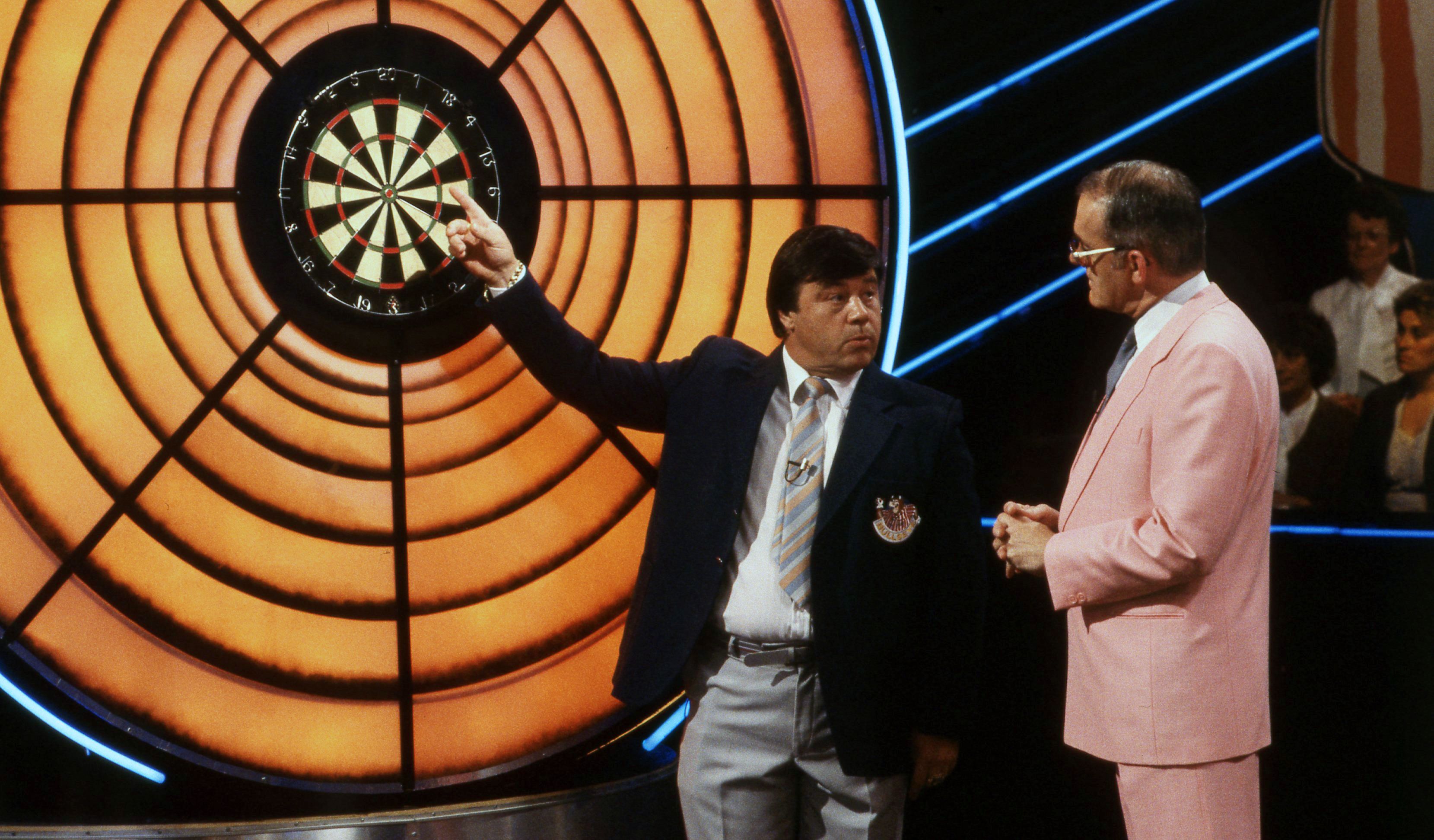 Tony Green with Jim Bowen on ‘Bullseye’