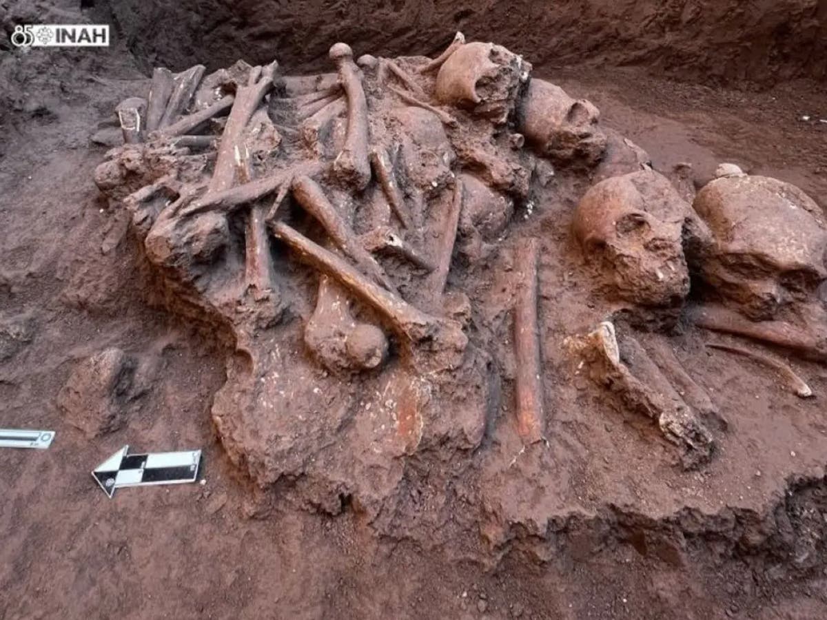 Archaeologists uncover ancient skeletons they believe could be up to 1500 years old