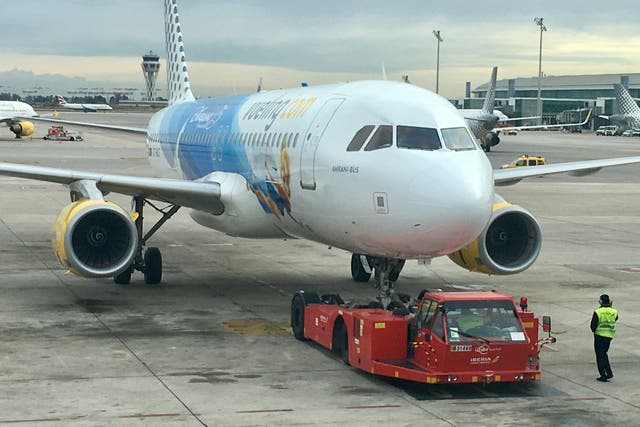 <p>Full service: Vueling Airbus A320 at the airline’s main base in Barcelona</p>