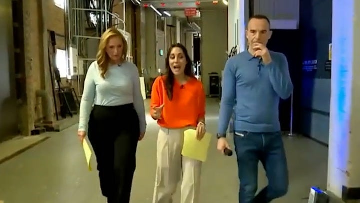 <p>Doctor shares surprising hidden benefits of a daily walk.</p>