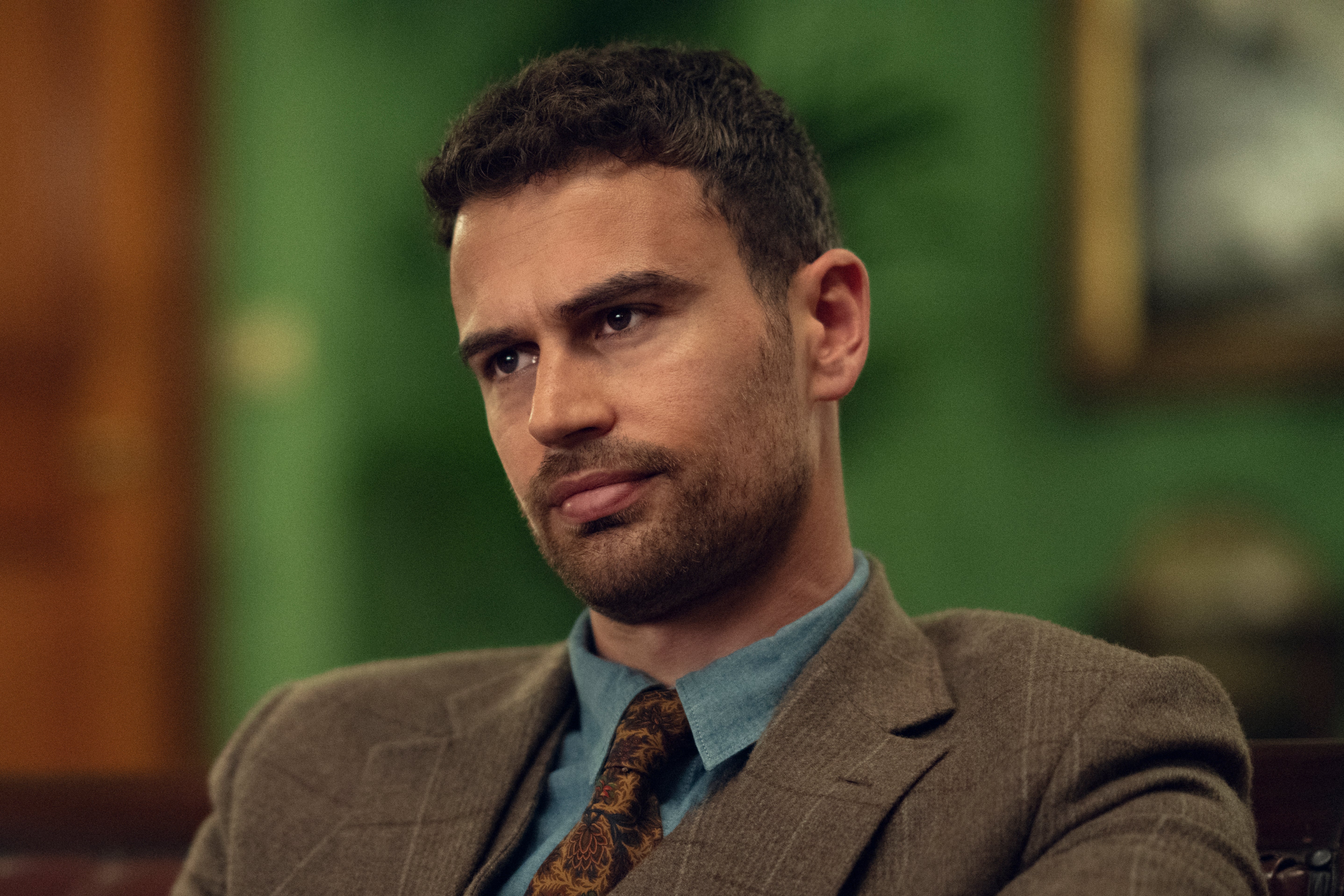 Duking it out: Theo James in ‘The Gentlemen'