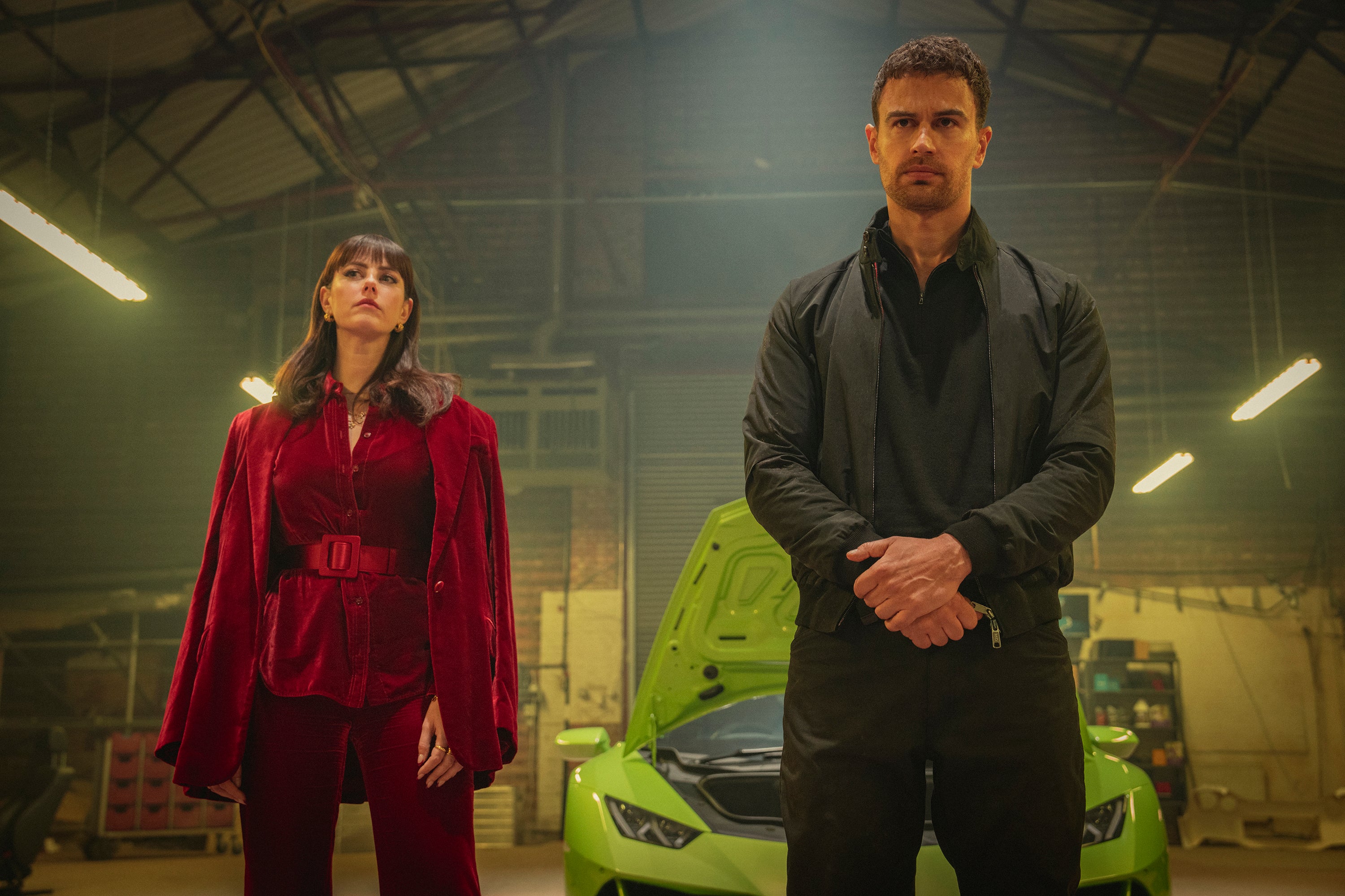 Kaya Scodelario and Theo James in ‘The Gentlemen’