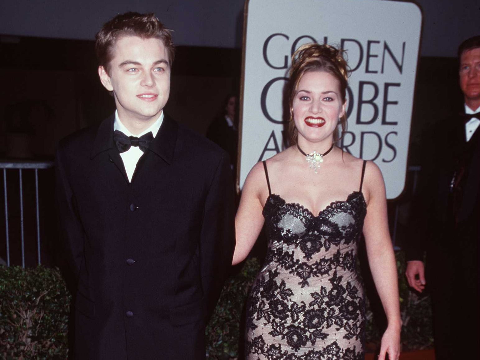 Kate Winslet with her ‘Titanic’ co-star Leonardo Dicaprio at the Golden Globes in 1998