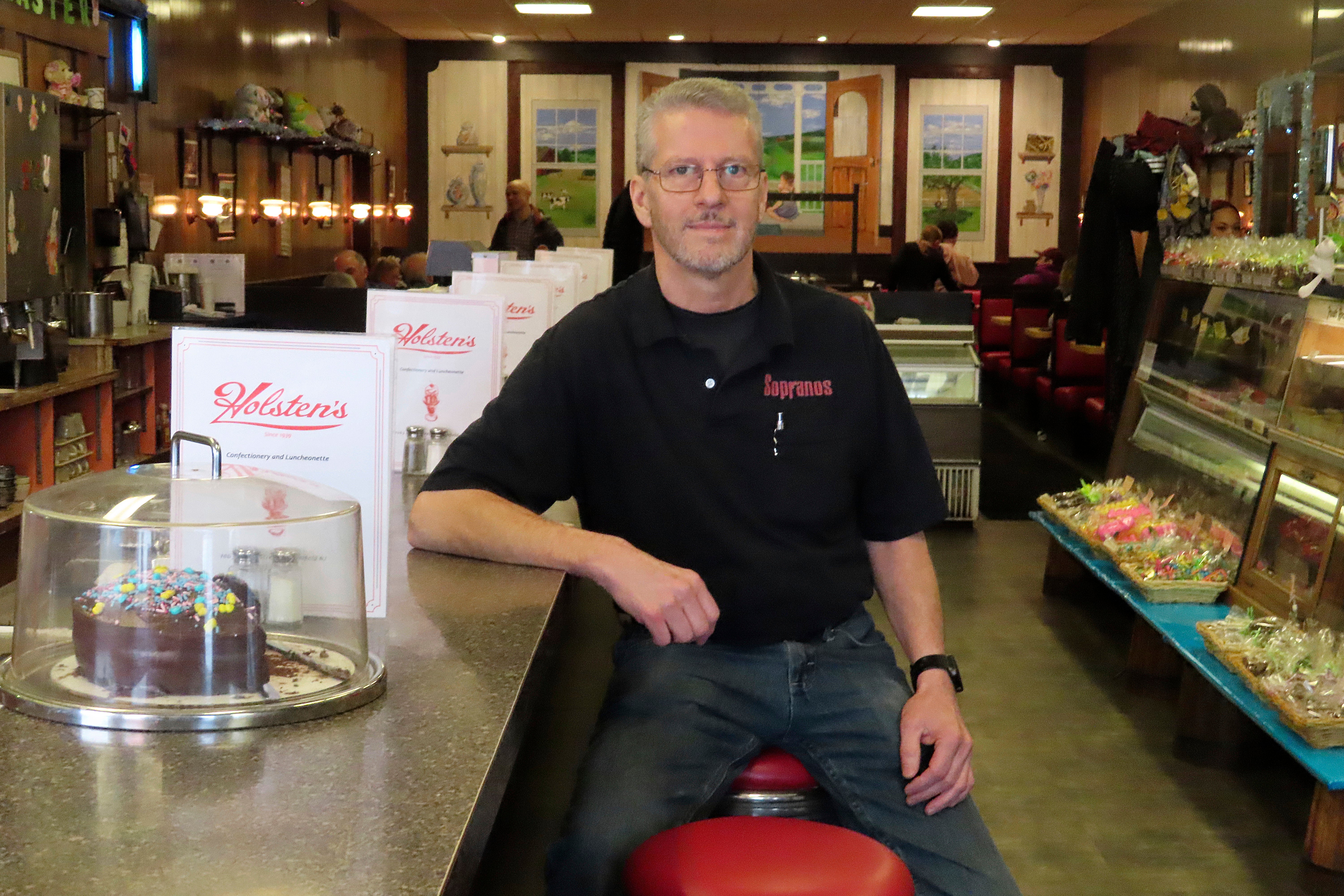 Sopranos-Tony's Booth Auction