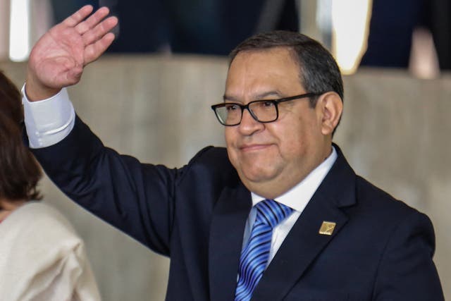 <p>Peru's prime minister Alberto Otarola resigns after scandal  </p>