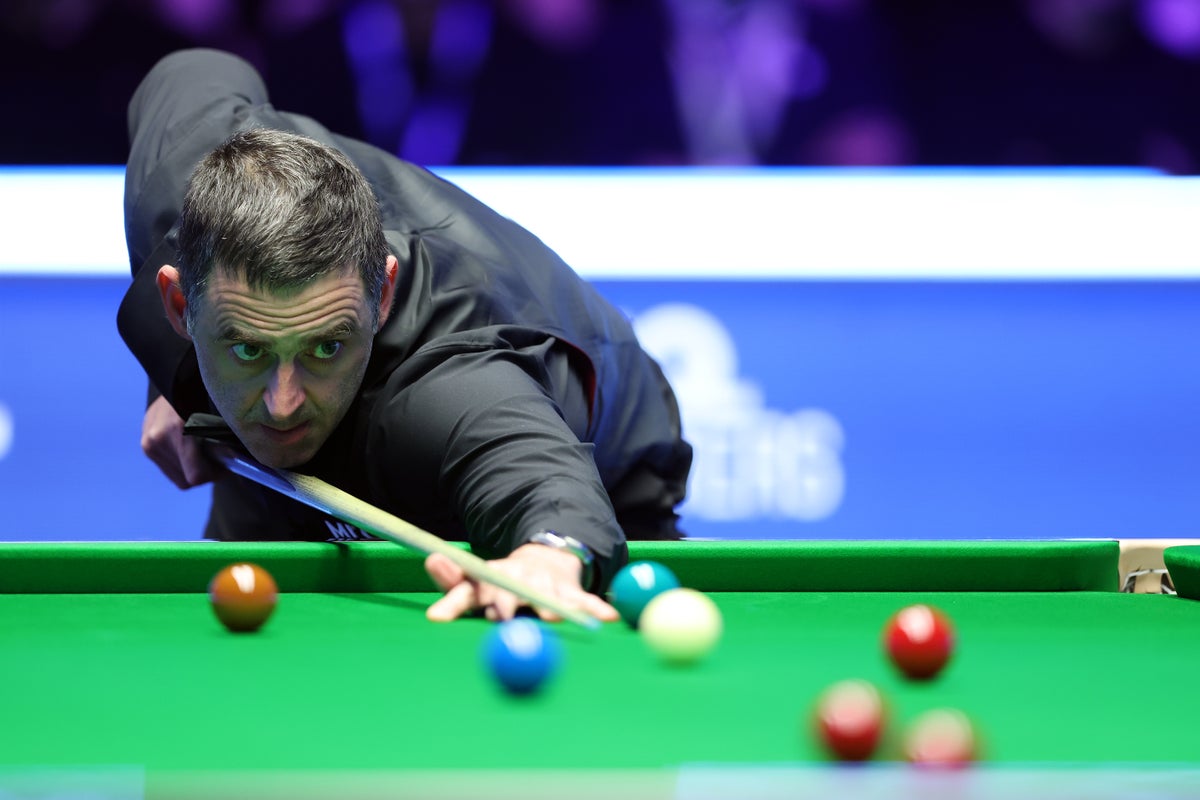 Ronnie O’Sullivan v Judd Trump LIVE: Snooker updates as stars clash in Saudi semi-final