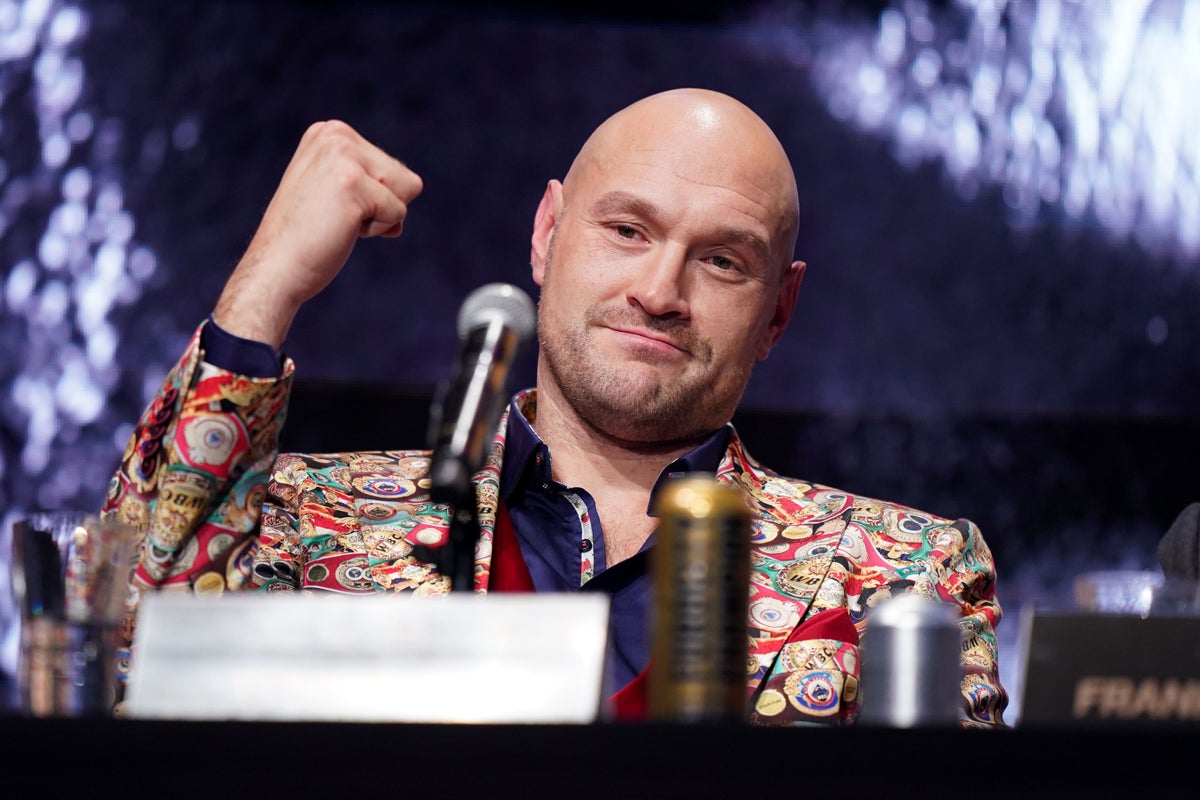 Tyson Fury not concerned about eye cut ahead of Oleksandr Usyk fight