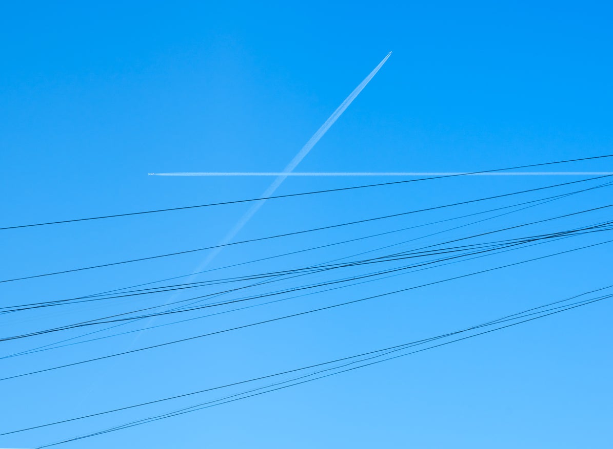 <p>Radio signals could redirect the search for MH370 in the Indian Ocean </p>