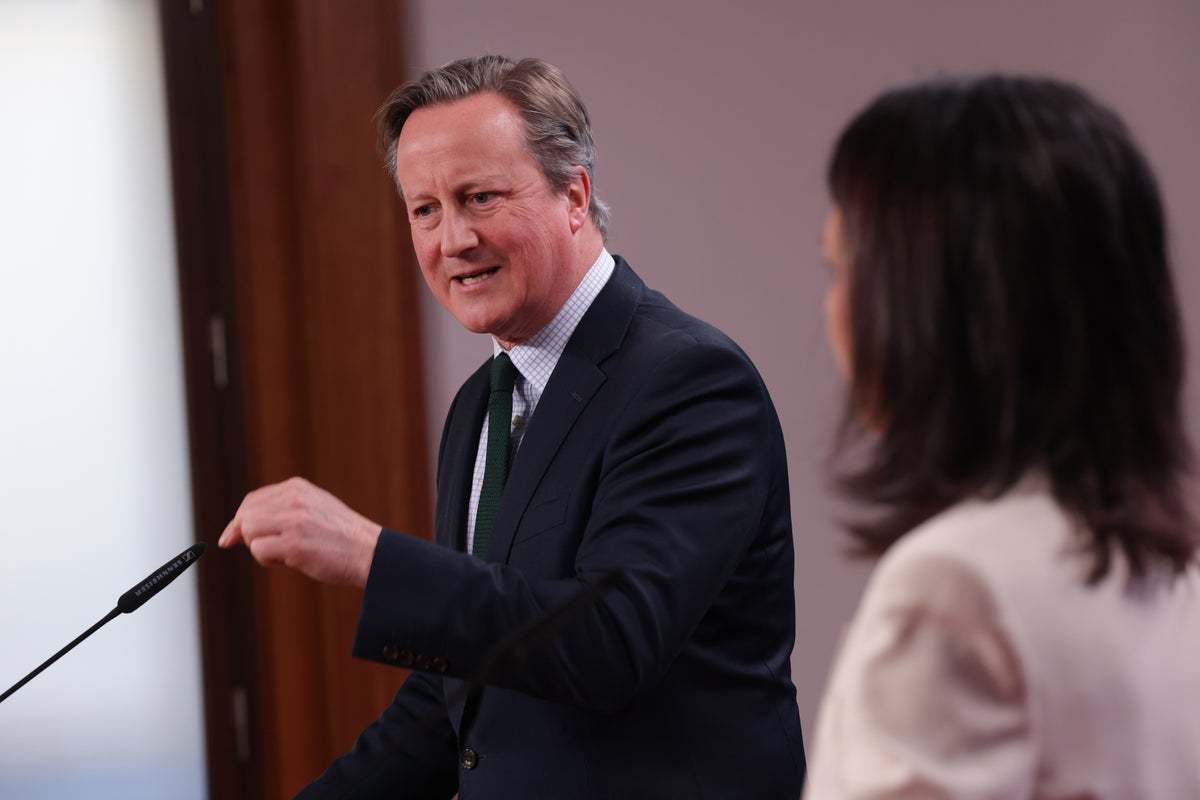 David Cameron urges Hamas to accept hostage deal as he reiterates call for ‘permanent sustainable ceasefire’
