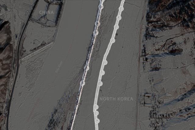 <p>Satellite images show that in January 2021, a primary fence and some guard posts were built along the Yalu River in North Korea’s northern border, as well as a secondary fence and some guard posts. In May 2019, no fences or border facilities are visible</p>