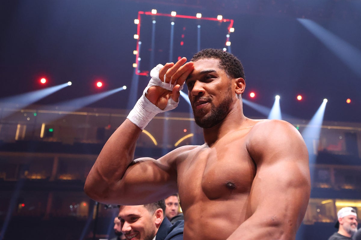 Anthony Joshua provides update on timeline for next fight as Fury vs Usyk looms