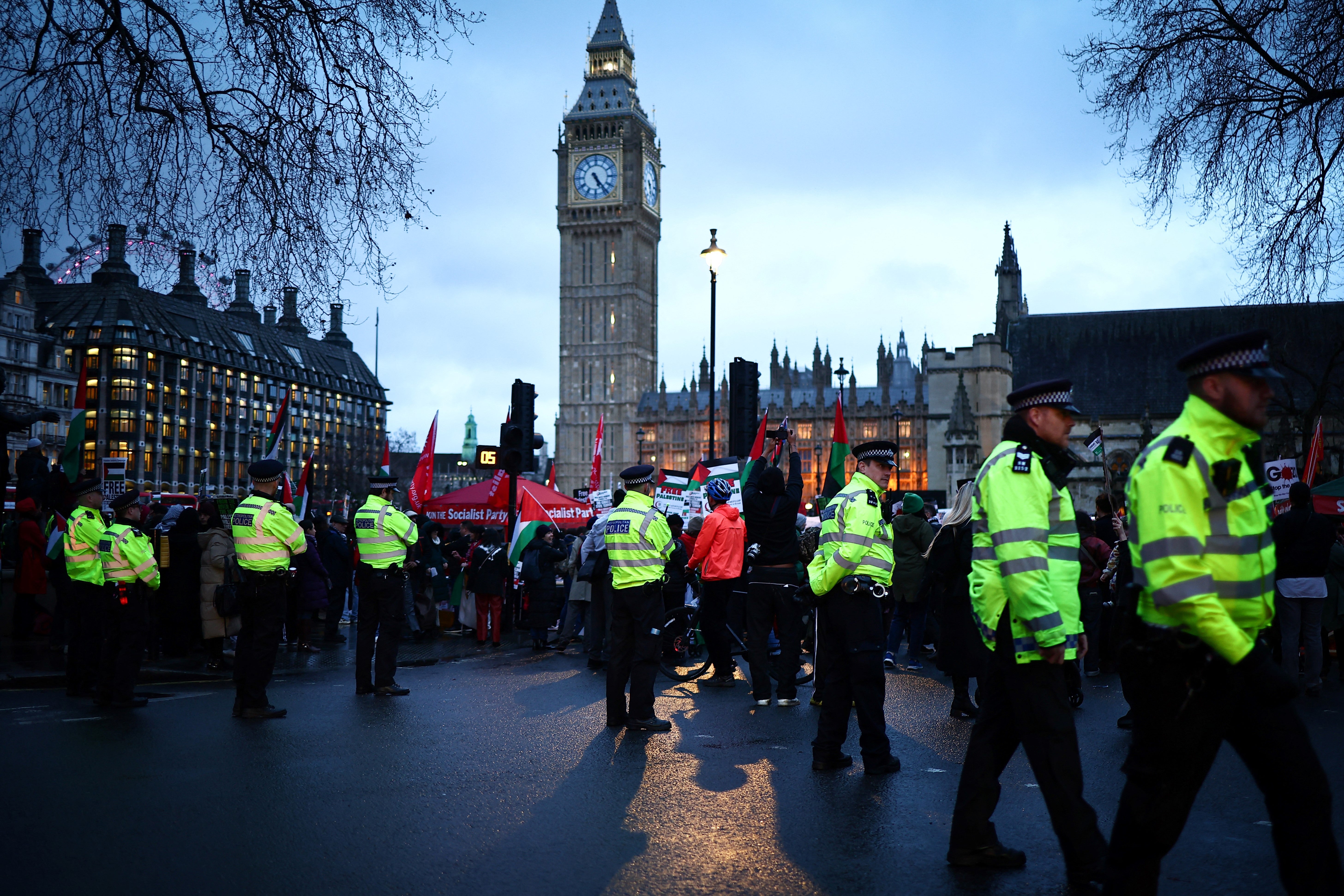 Met Police officers during a pro-Palestinian protest