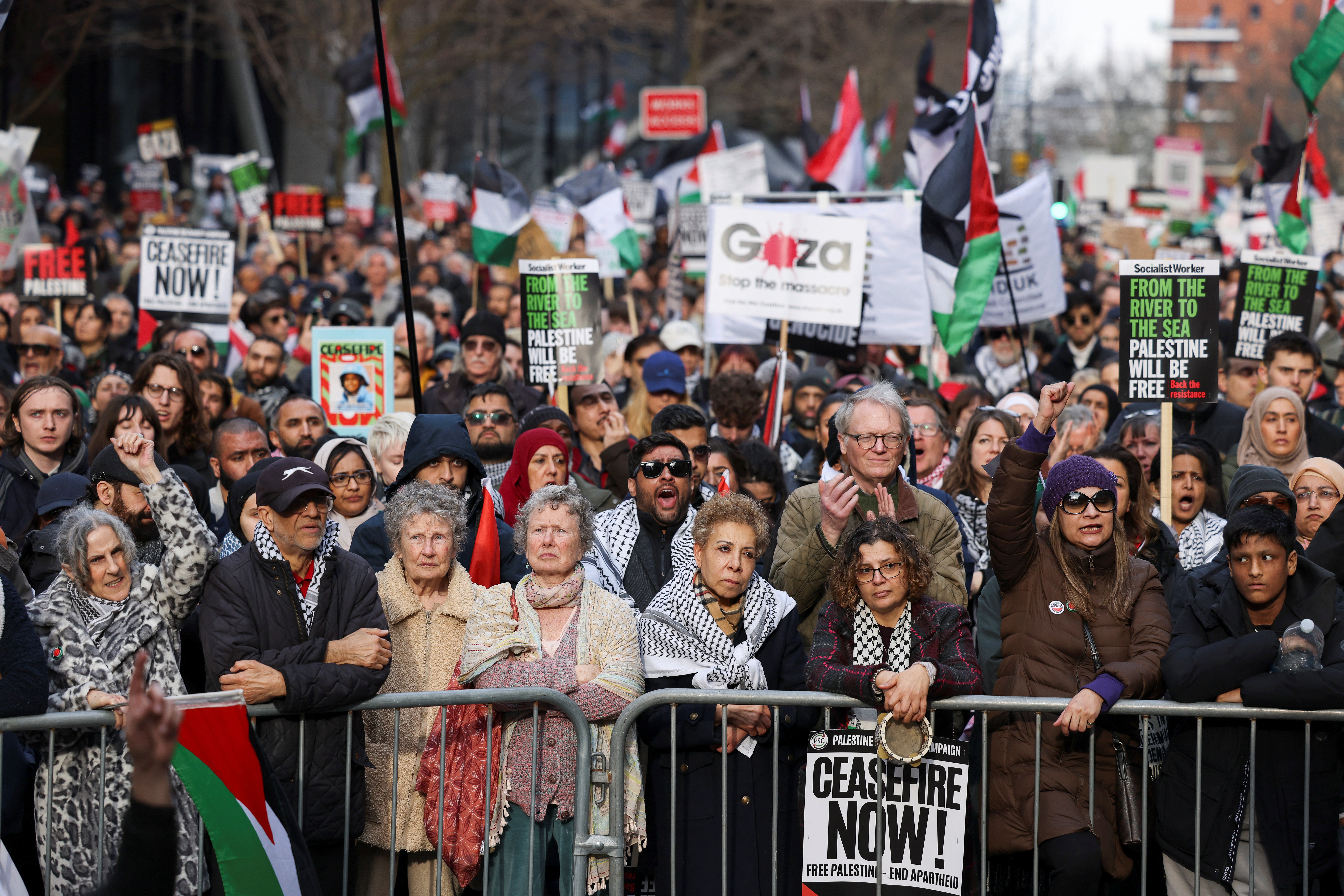 Thousands of demonstrators attend a pro-Palestinian protest