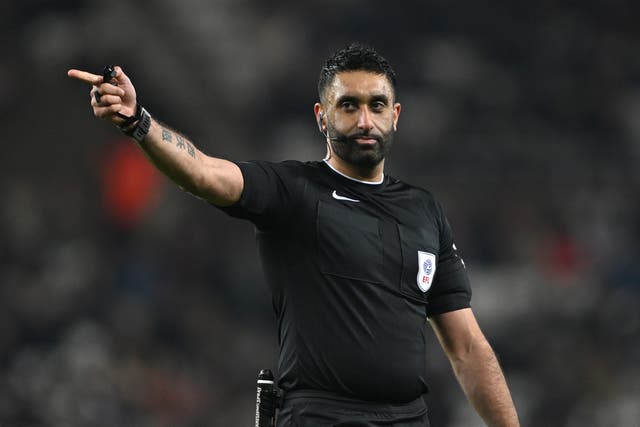 <p>Sunny Singh Gill becomes first British South Asian to referee in the Premier League</p>
