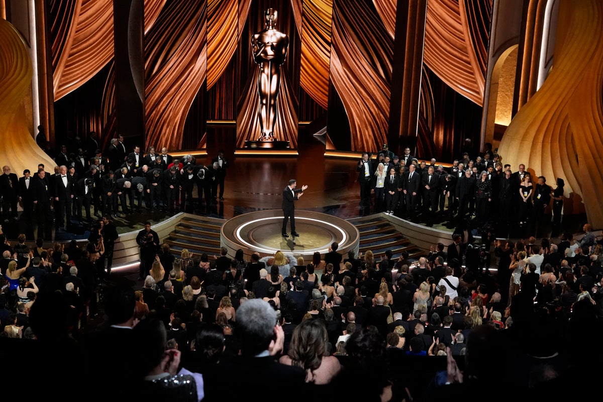 Oscars' strikes tributes highlight solidarity, and the possible labor struggles to come