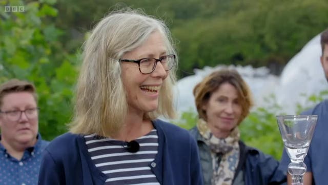 <p>Antiques Roadshow guest’s shock after she discovering real value of 50p bric-a-brac wine glass.</p>