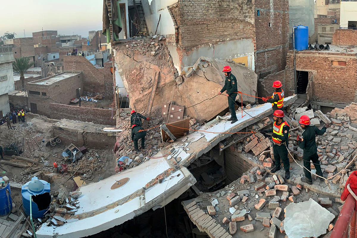 A 3-story building collapses in central Pakistan, killing 9 people and injuring 2 others