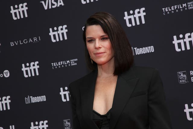 <p>Neve Campbell</p>