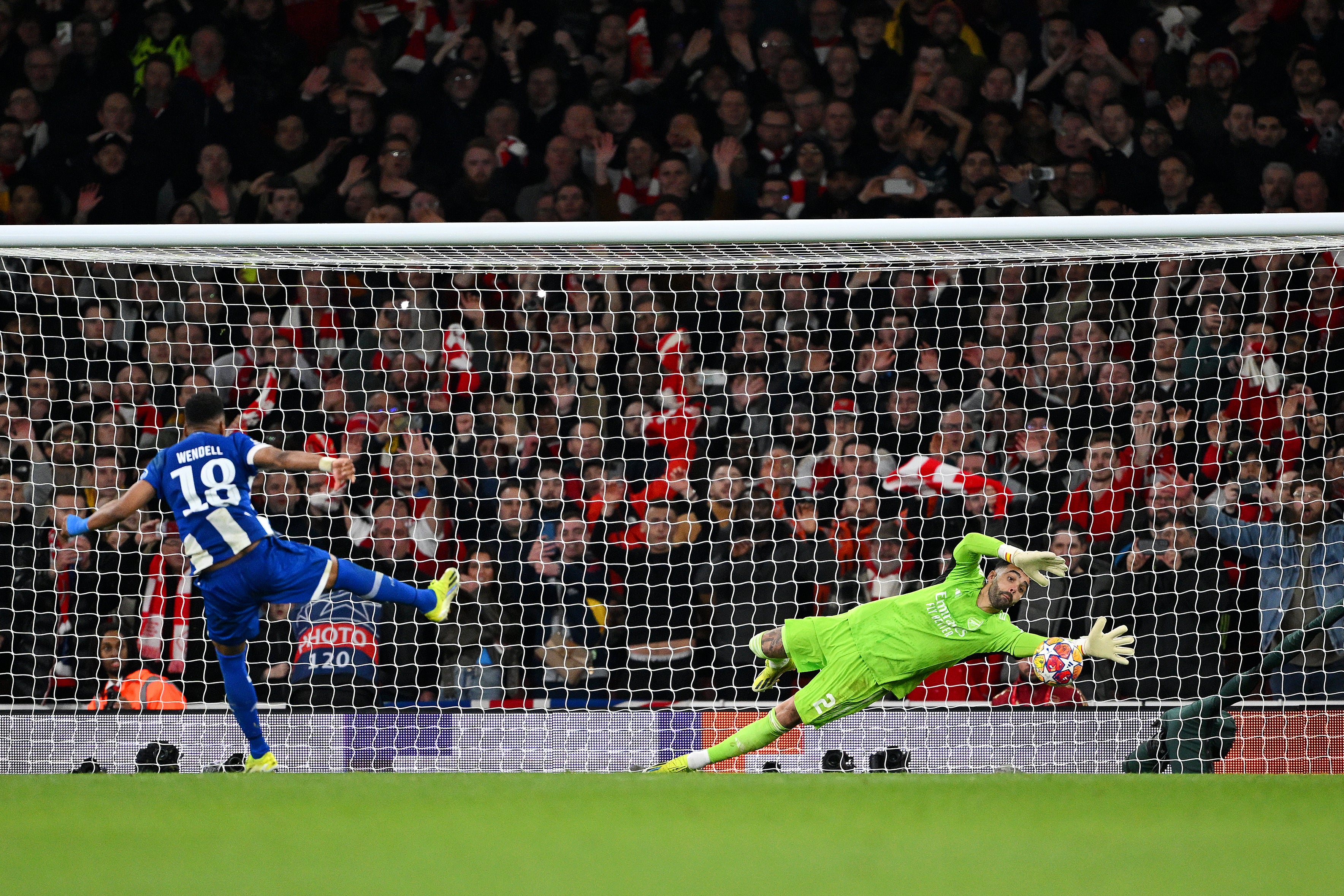 David Raya Pulls Out The Stops To End Arsenal s Long Wait For A David Raya Pulls Out The Stops To End Arsenal s Long Wait For A
