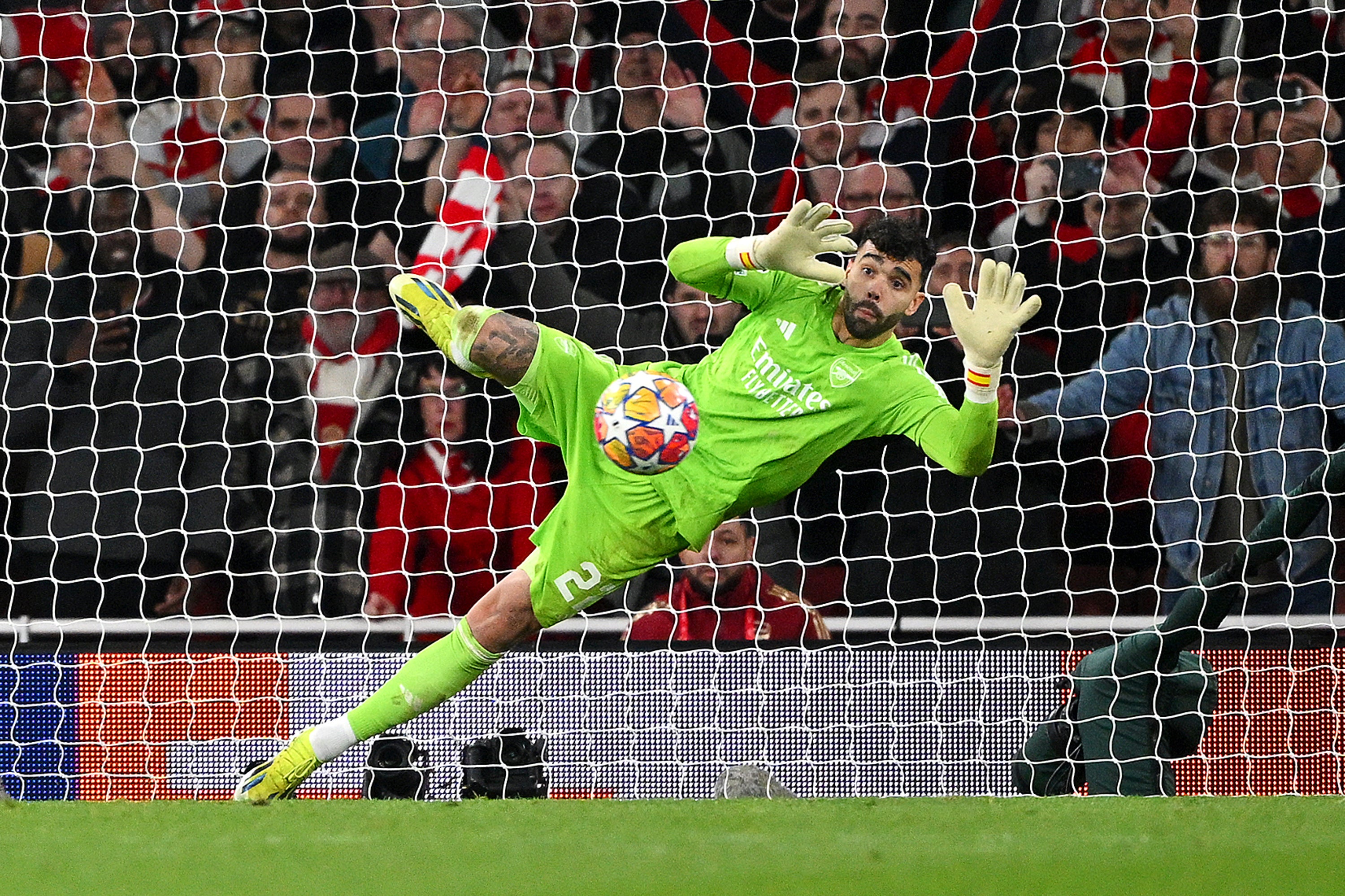 David Raya makes a crucial save from Galeno to secure Arsenal’s place in the next round