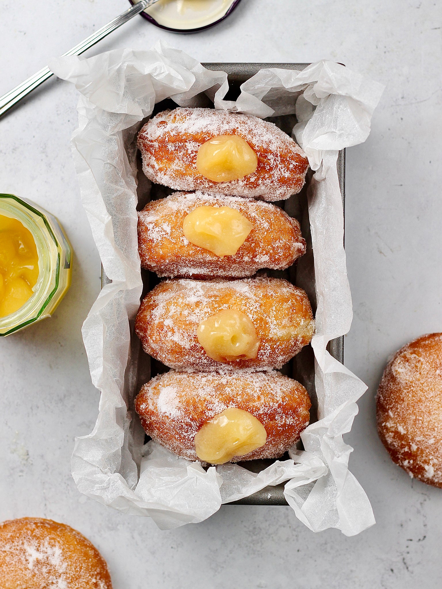 Homemade doughnuts in 30 minutes... say no more