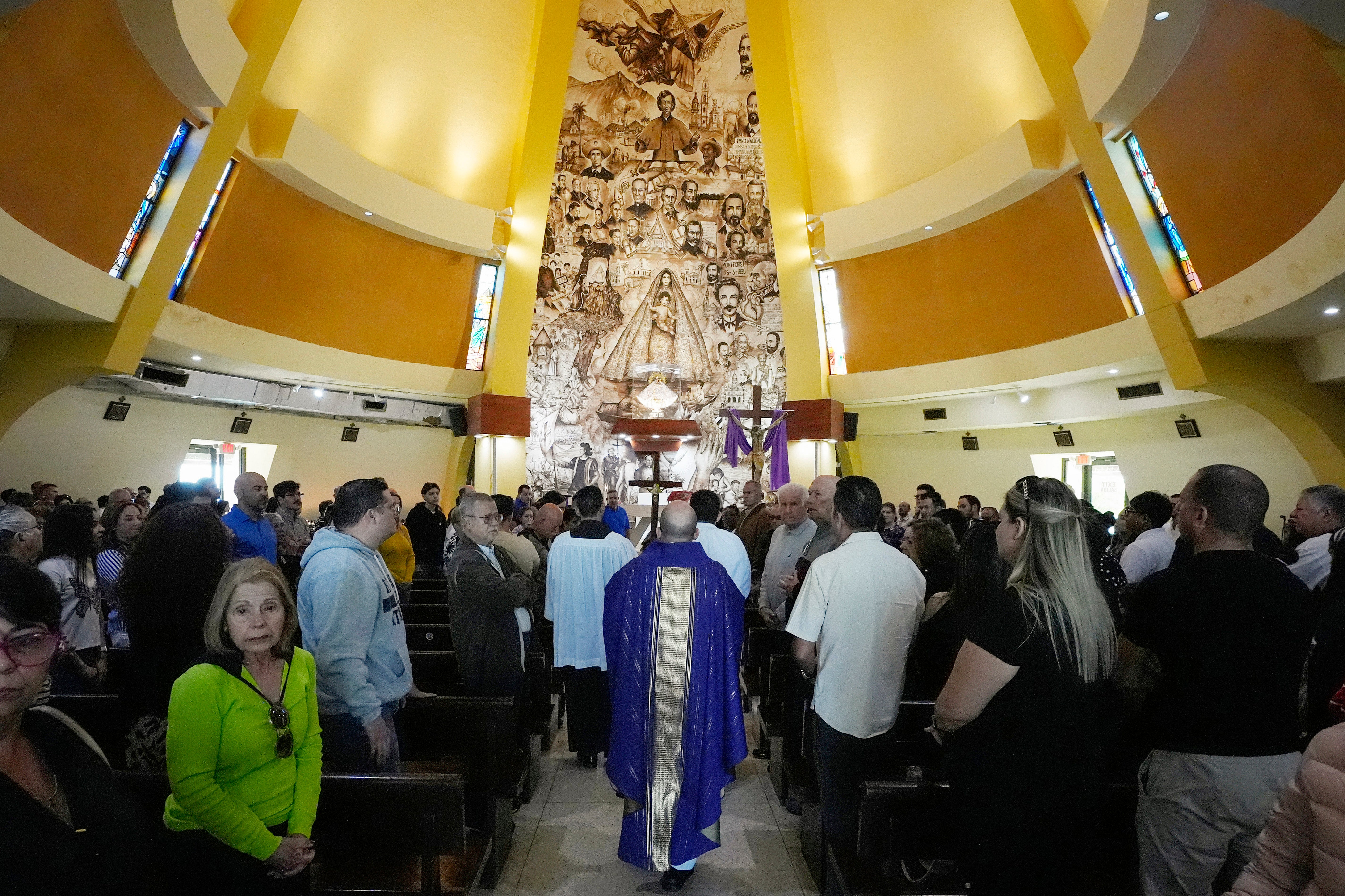 CUBA-VIRGEN DE LA CARIDAD-AP EXPLICA