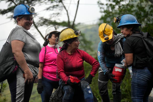Colombia Women Emerald Mining