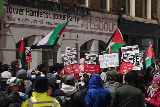 <p>Protest outside the office of the Tower Hamlets Labour Party against the party’s stance on the war in Gaza </p>