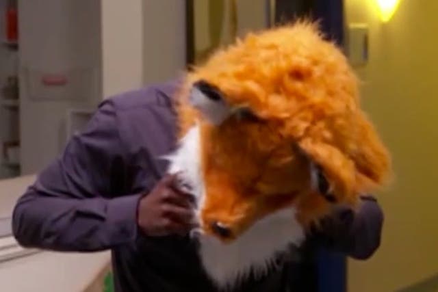 <p>Good Morning Britain presenter gets stuck in fox mask during live news report.</p>