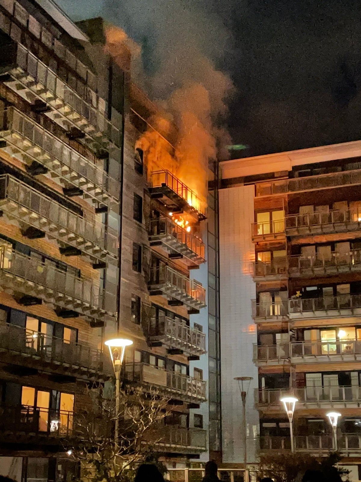 Edinburgh flat fire: Firefighter injured as apartments evacuated in early morning blaze