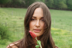 Kacey Musgraves review, Deeper Well: Symbolism, Saturn returns and psychedelic folk