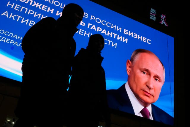 <p>Sycophantic coverage of Putin on state television portrays him as the great leader to which all Russians should be thankful</p>