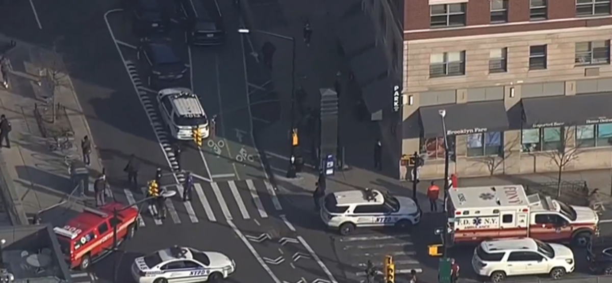 NYC subway shooting: Man critically injured after being shot with his own gun during rush-hour fight