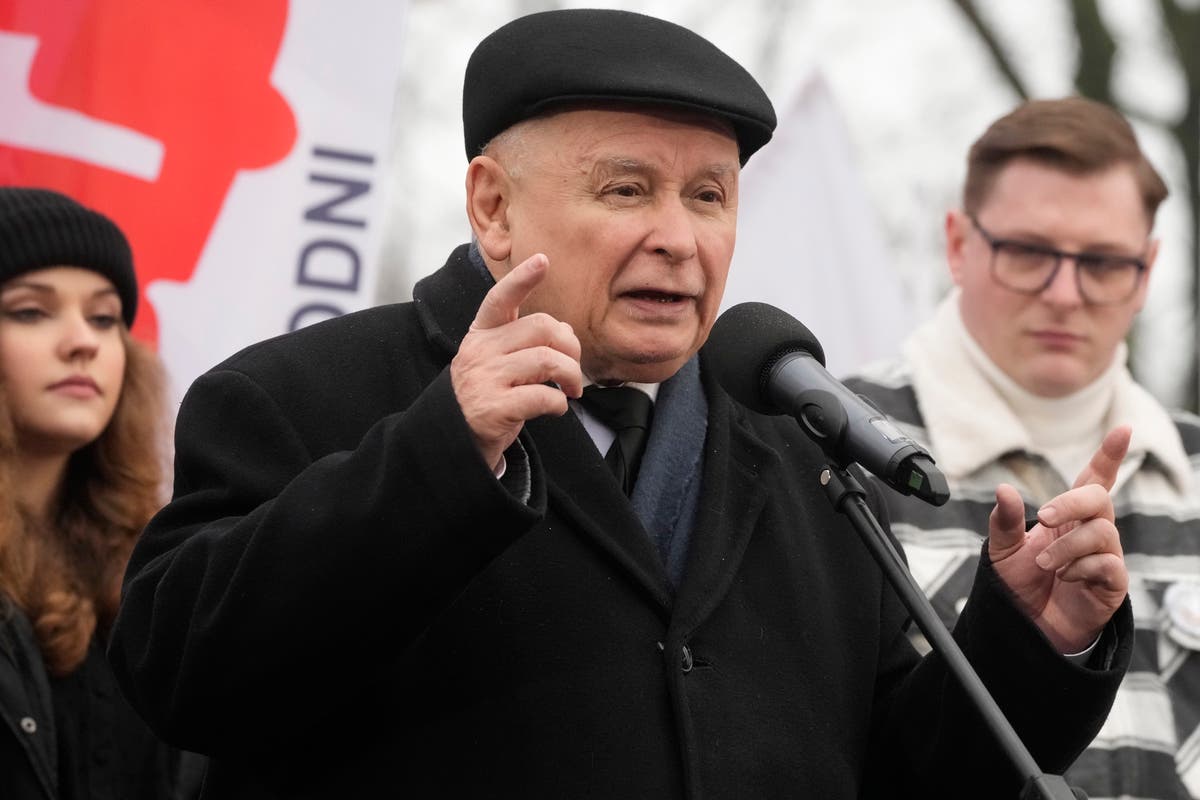 Former Polish PM Kaczynski questioned over spyware allegations in parliament