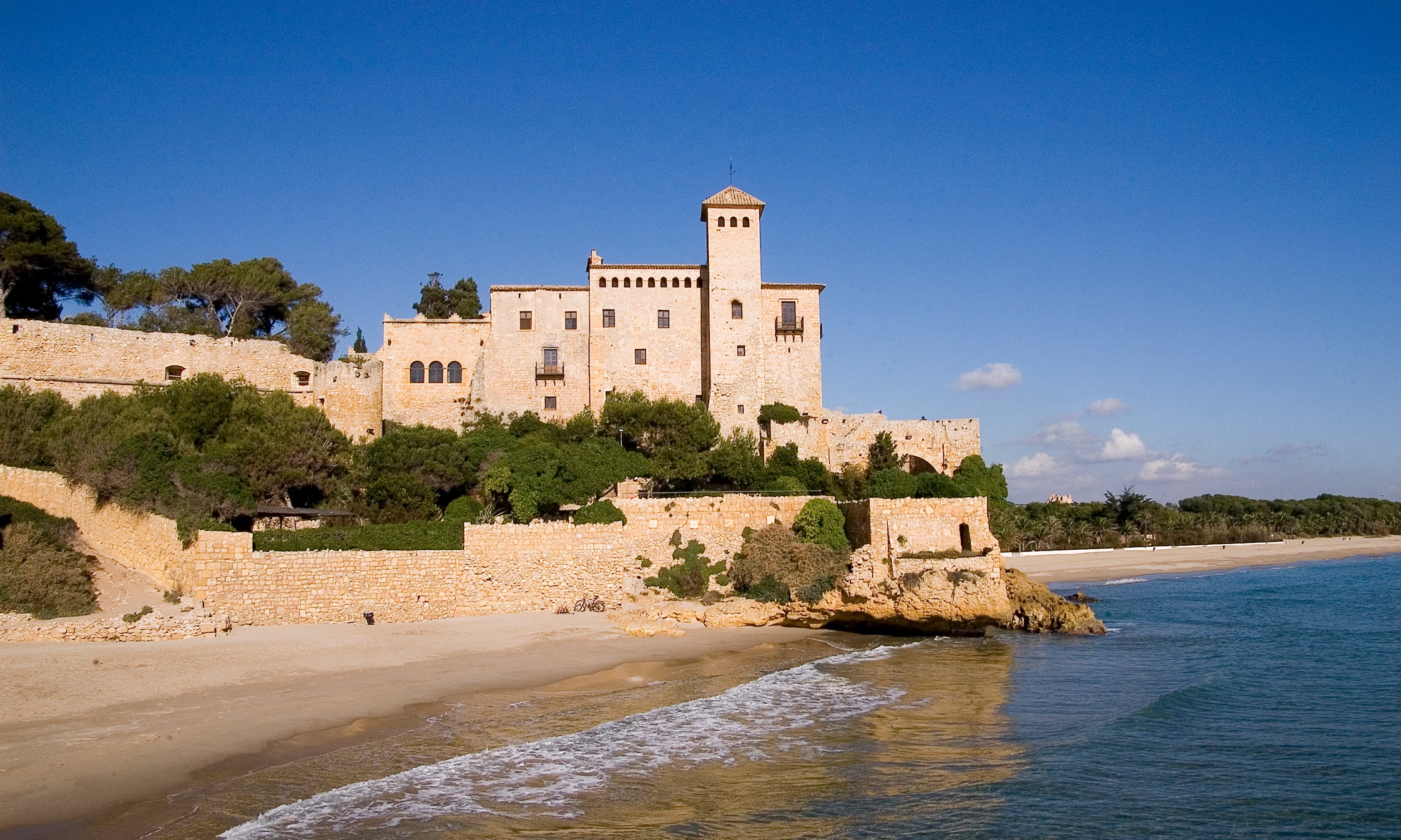 Don’t miss Tamarit Castle in Tarragona, an 11th Century fortress strategically located on a hilltop overlooking the Mediterranean
