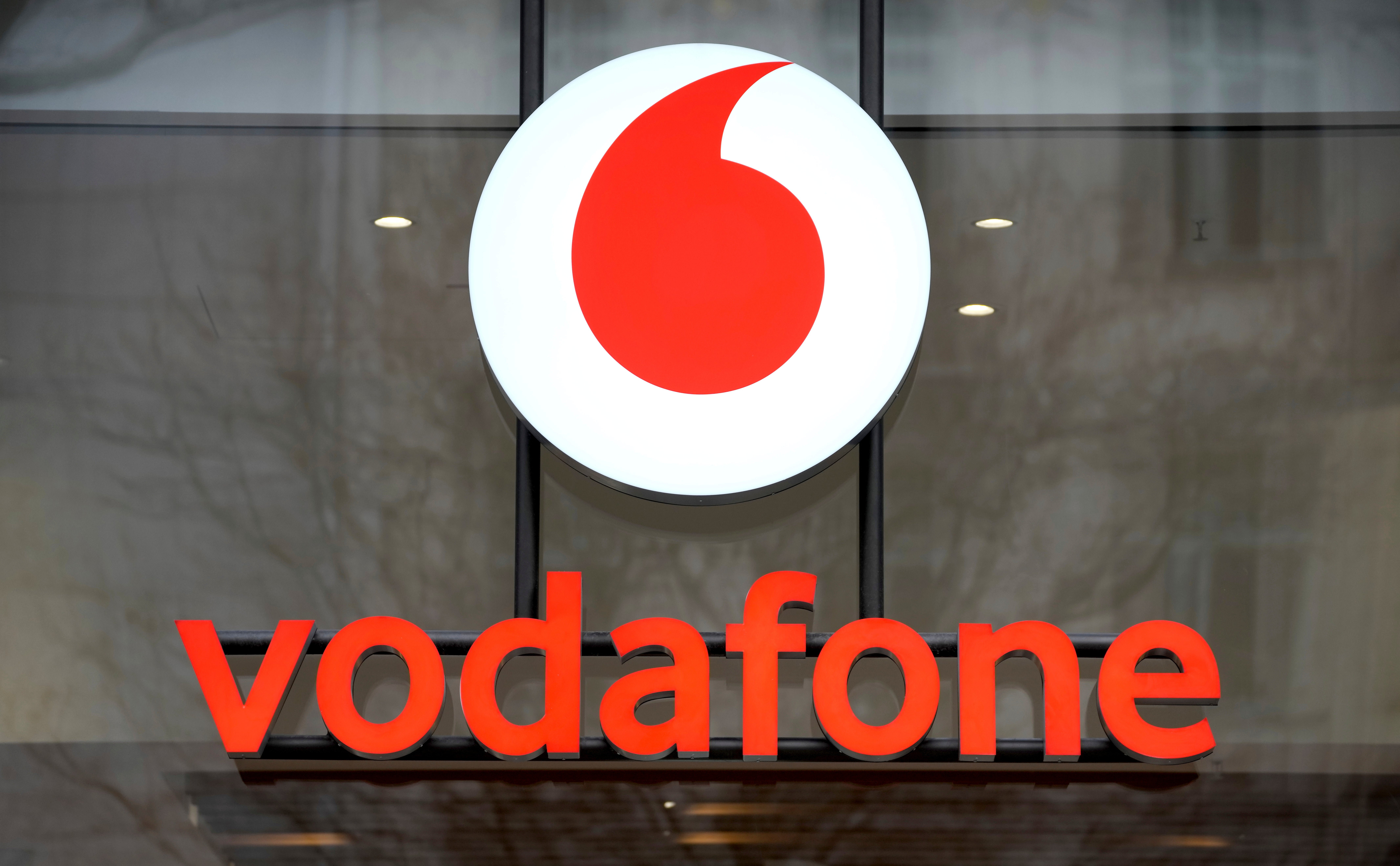 GBRETAÑA-VODAFONE SWISSCOM