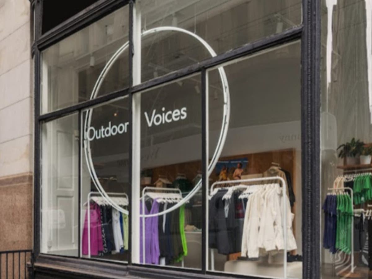 Clothing brand Outdoor Voices announces it will close all stores