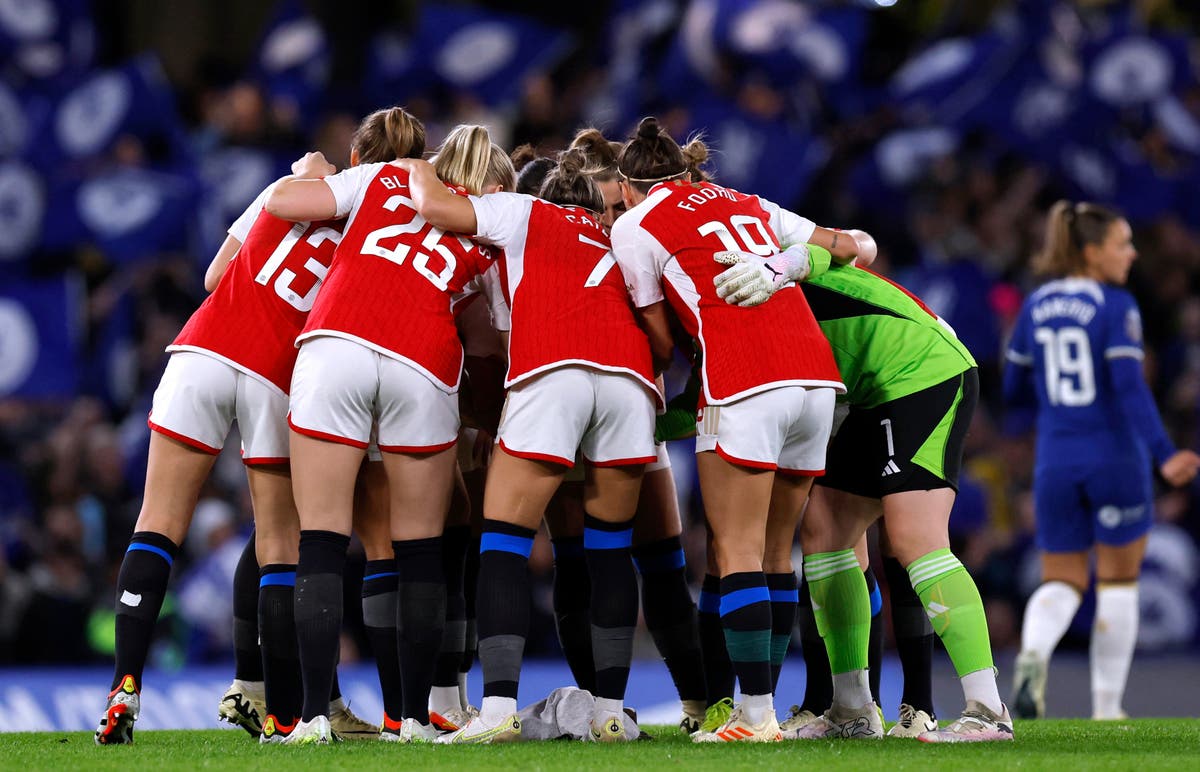 ‘It’s embarrassing’: Arsenal forced to wear Chelsea socks to avoid kit clash