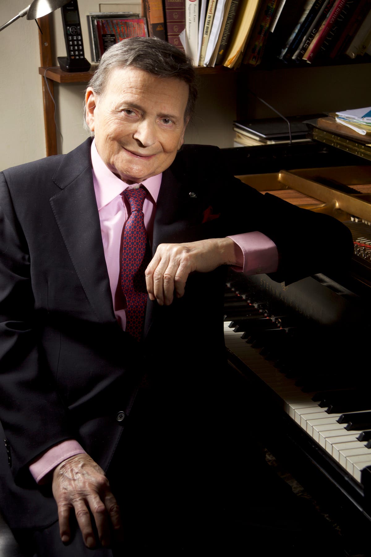 Byron Janis, renowned American classical pianist who overcame debilitating arthritis, dies at 95