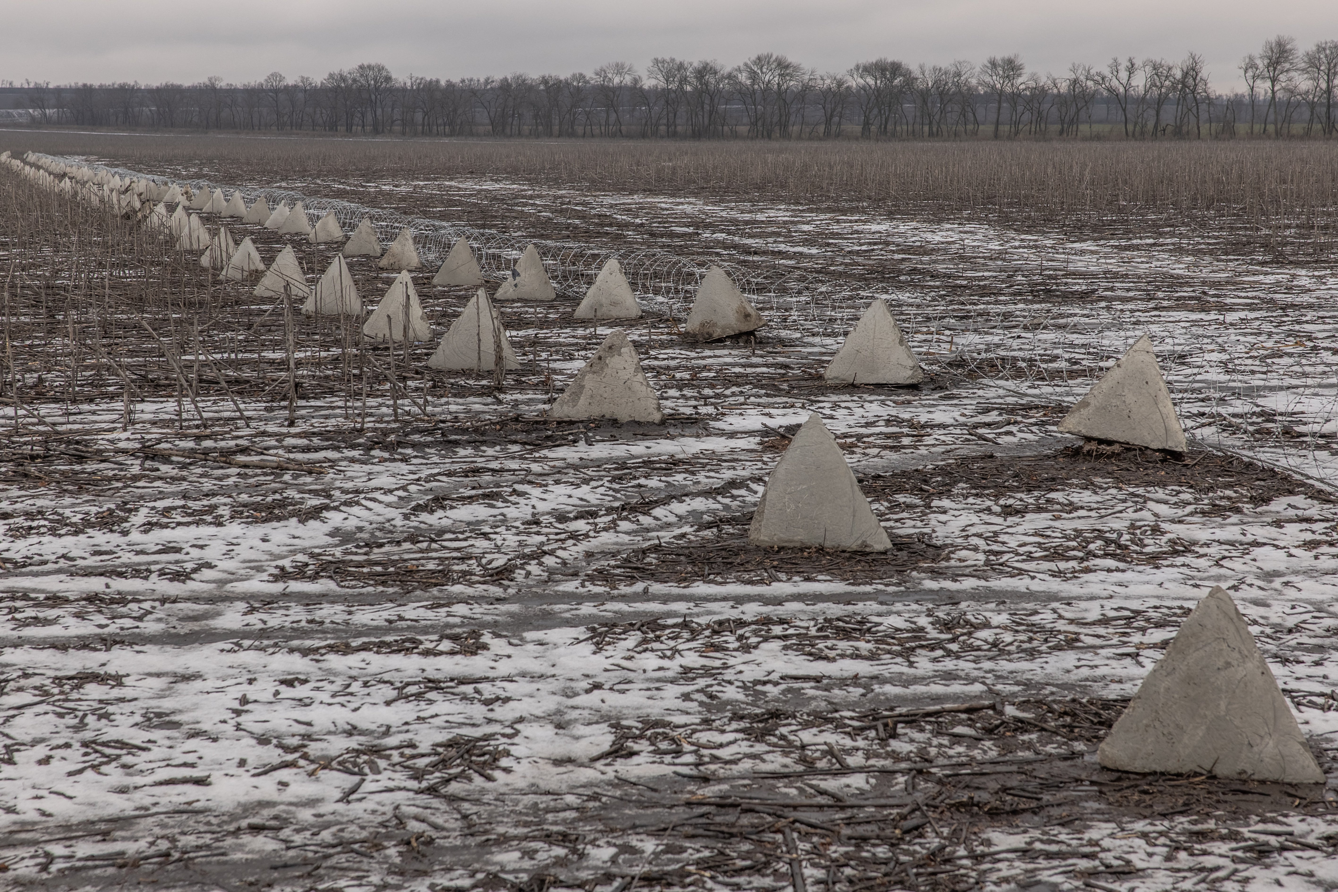 ‘Dragon’s teeth’ anti-tank fortifications around Kupiansk