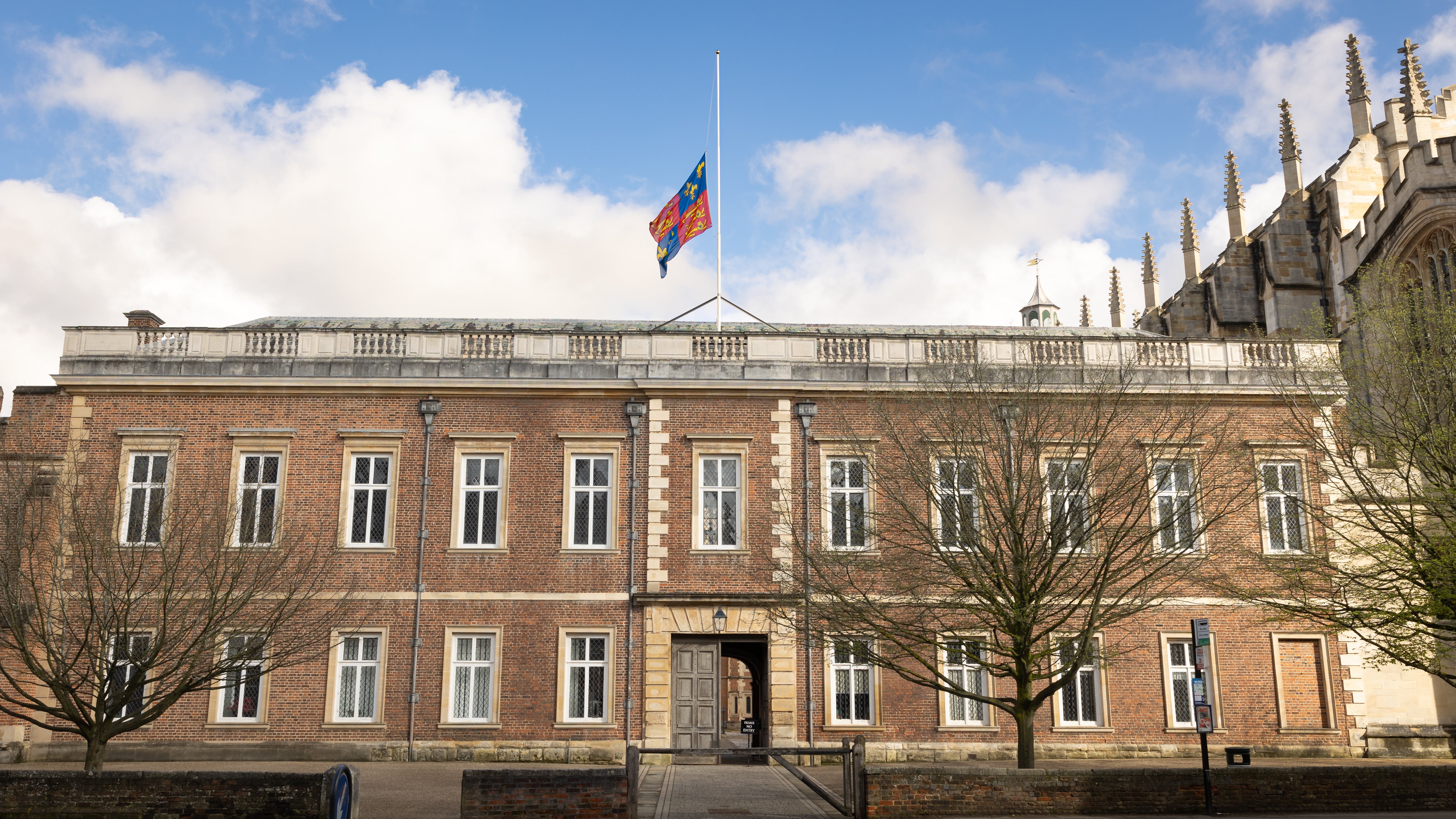The Eton College flag was lowered to half-mast on Sunday following Raphaël’s death