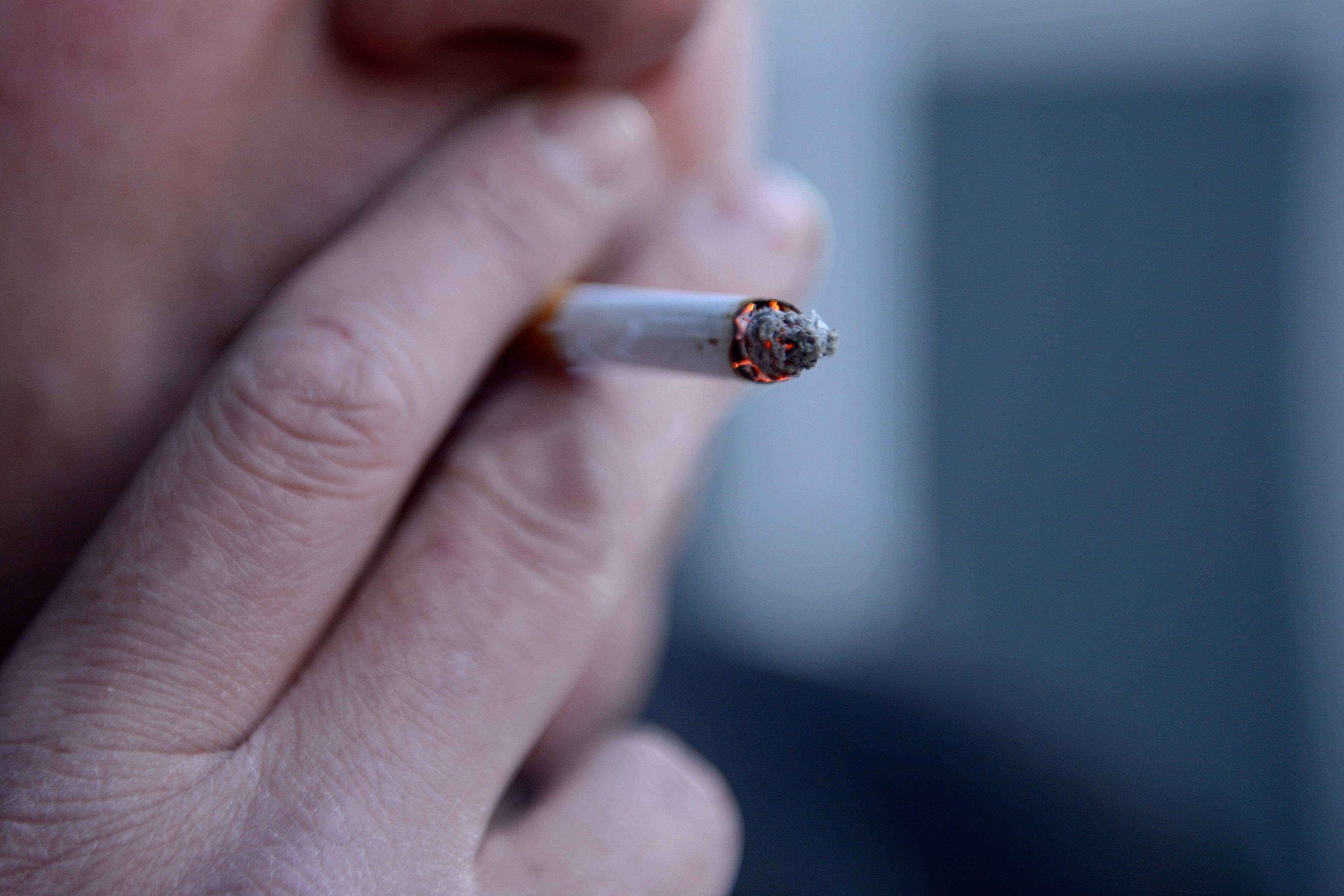 Bill banning next generation from buying cigarettes introduced to