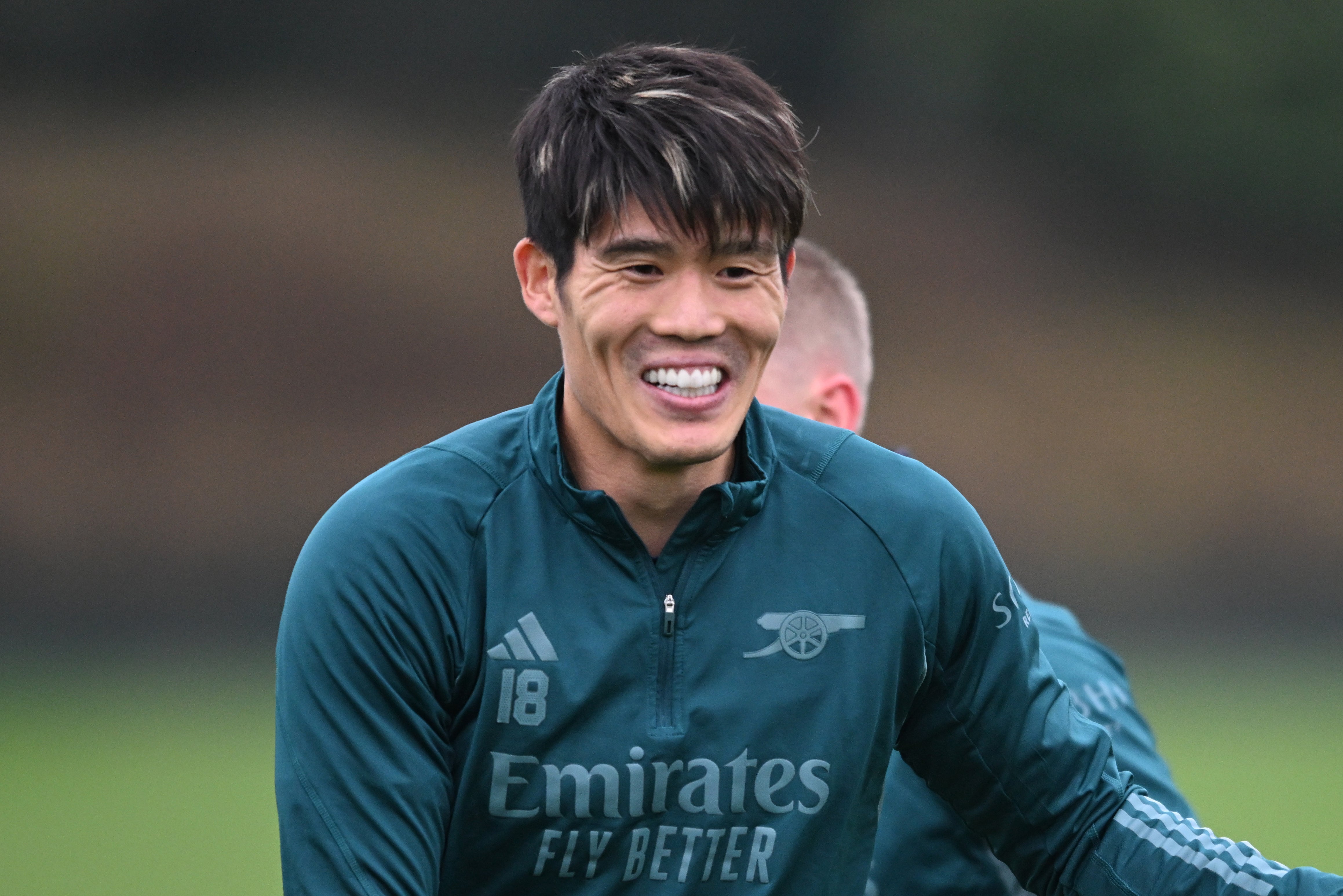 Takehiro Tomiyasu em recuperação