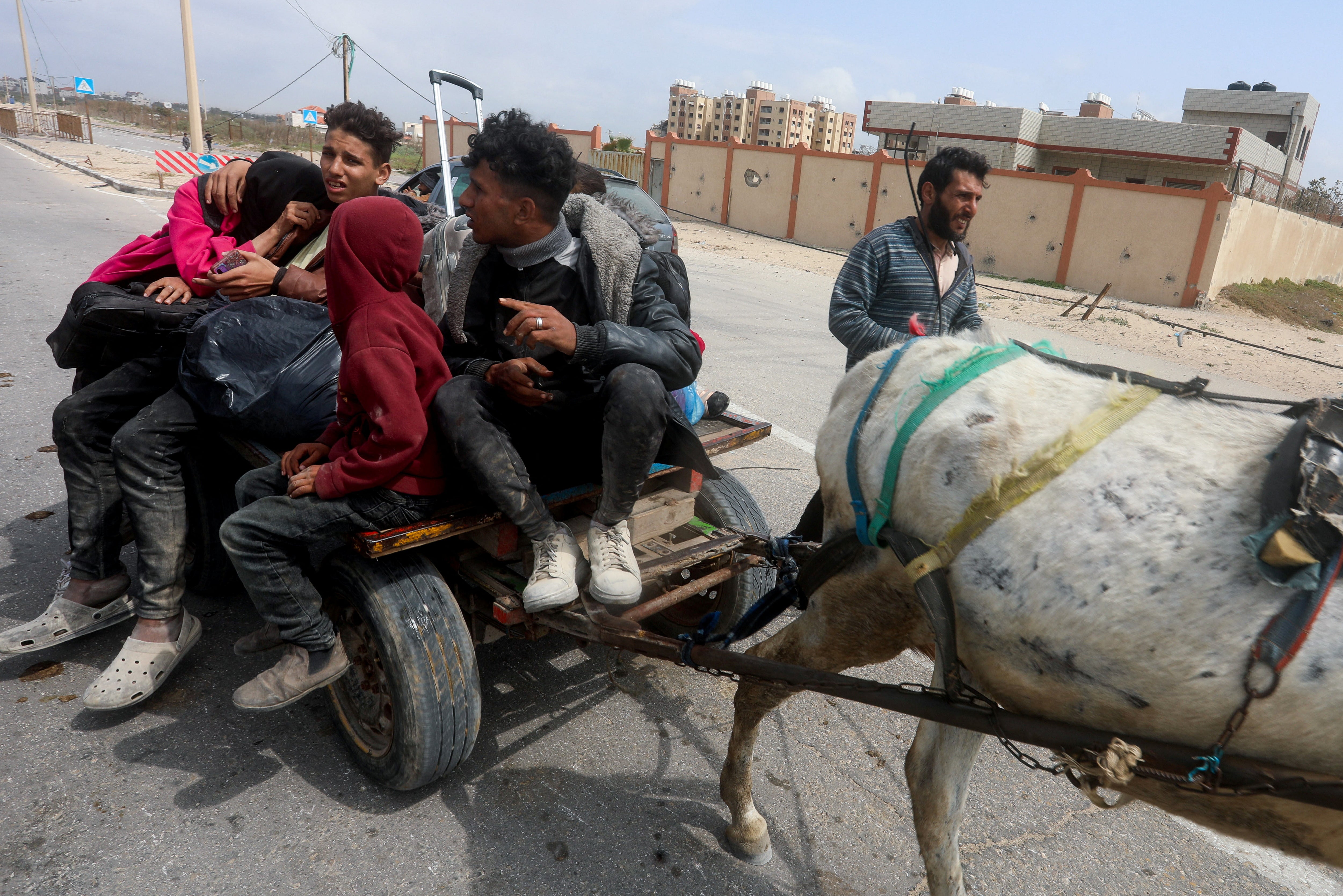 Palestinians fleeing north Gaza after Israeli troops raided Al Shifa Hospital