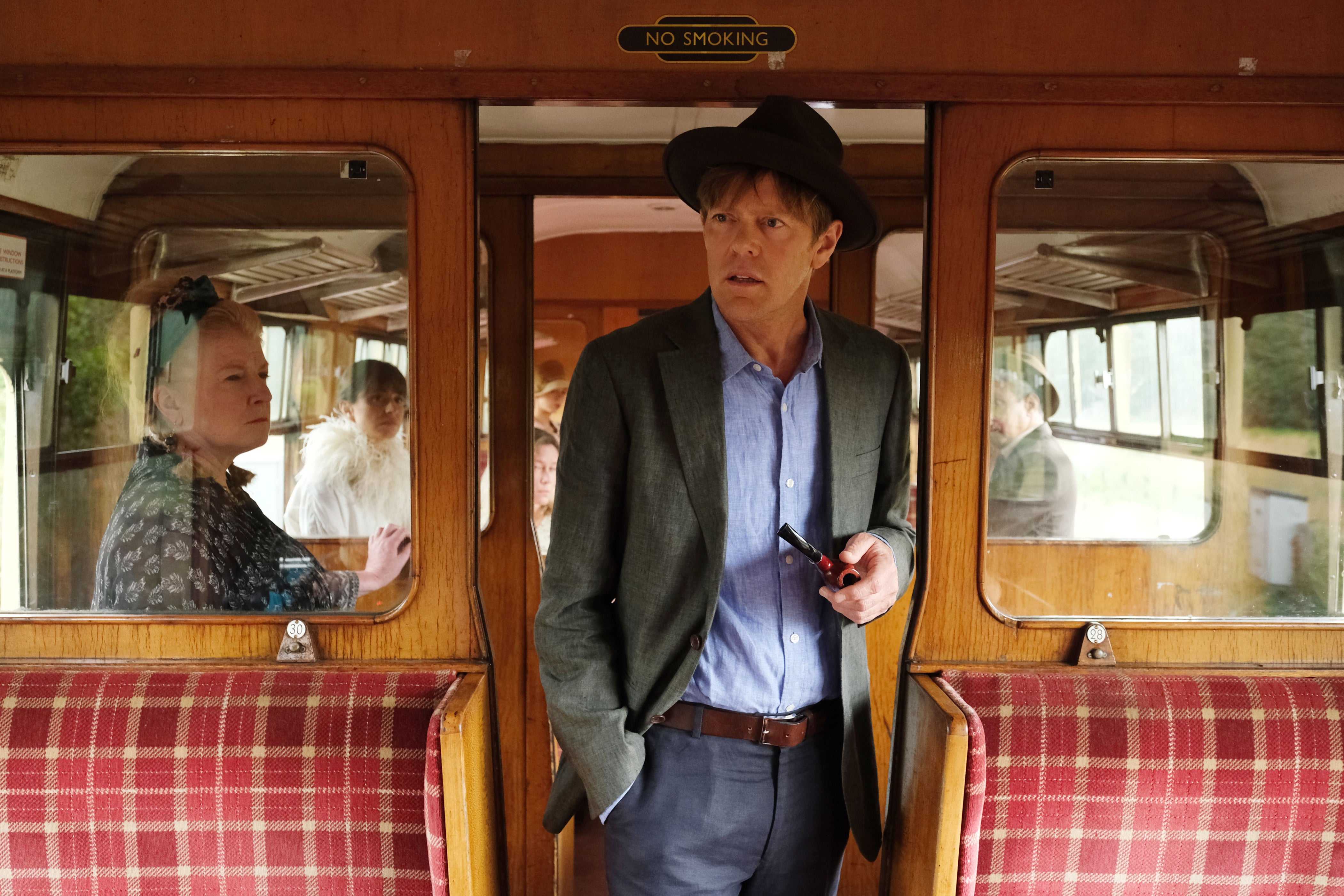 Cosy crime: Kris Marshall as DI Humphrey Goodman